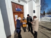 Больше 1000 человек проголосовали за объекты благоустройства в Можгинском районе благодаря волонтерам за первые три дня