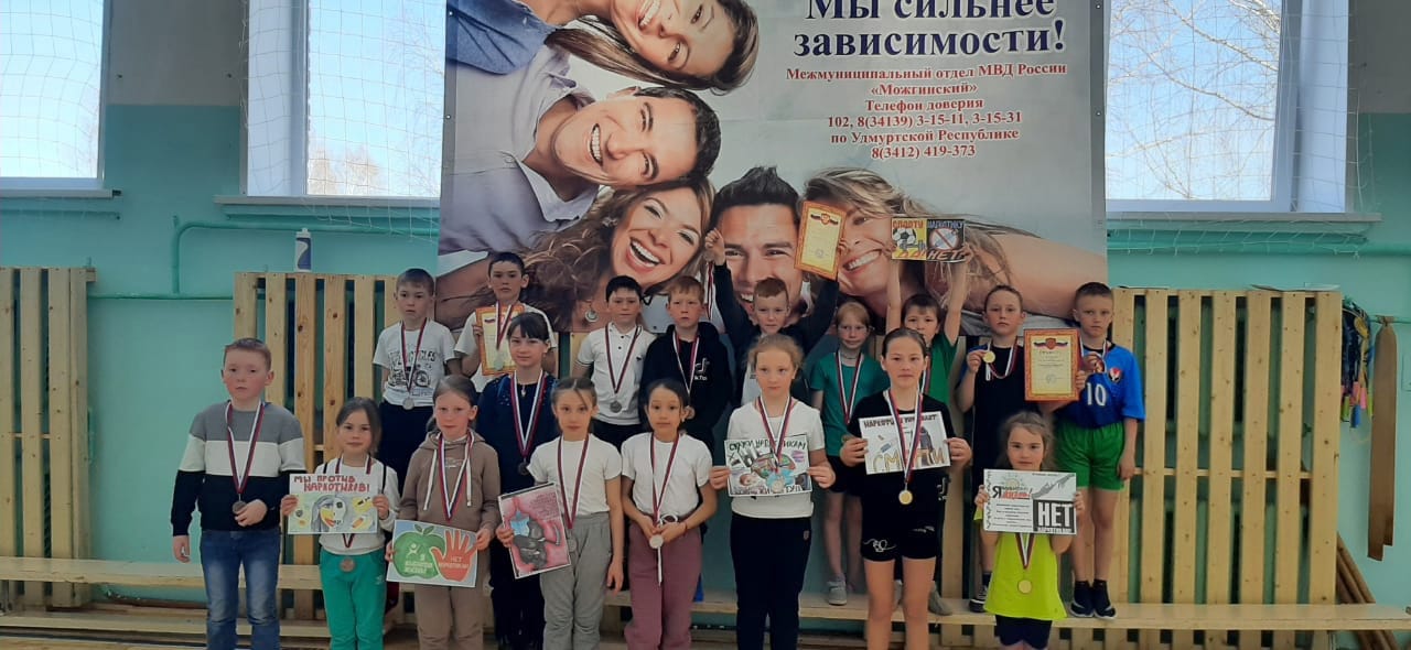 Можгинская районная больница сюгаильская ул 19 фото